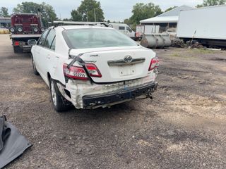 2011 Toyota Camry XLE - Primary Damage Left Image